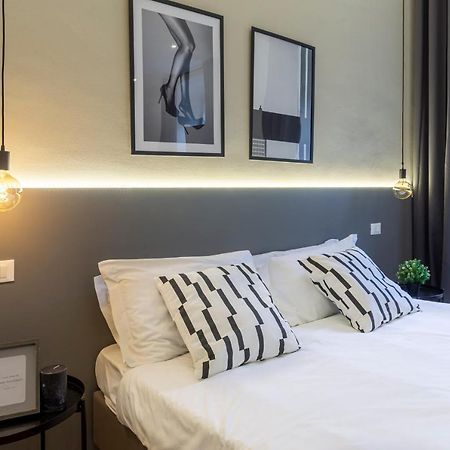 Amazing Studio In The City Center + Wifi ตรีเอสเต ภายนอก รูปภาพ